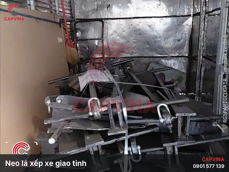 Lô neo lá xếp xe tải giao đi tỉnh